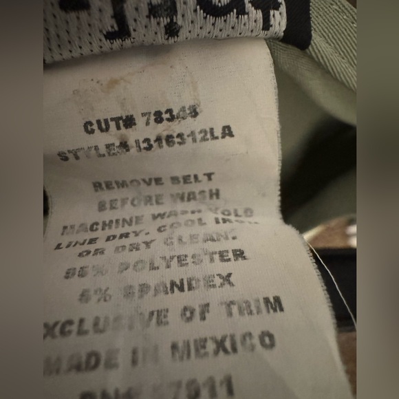 Elegant Green Women's Pants - Picture 4 of 8